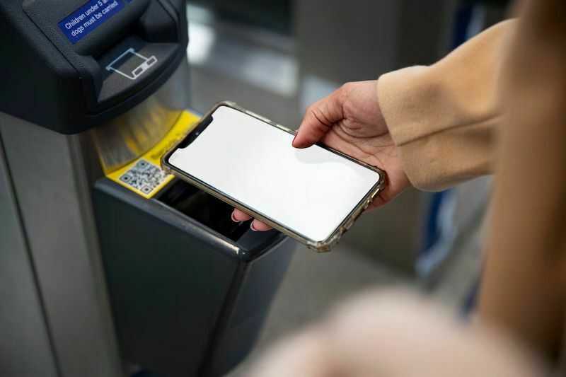 Mobile banking apps now allow users to use ATMs without a card